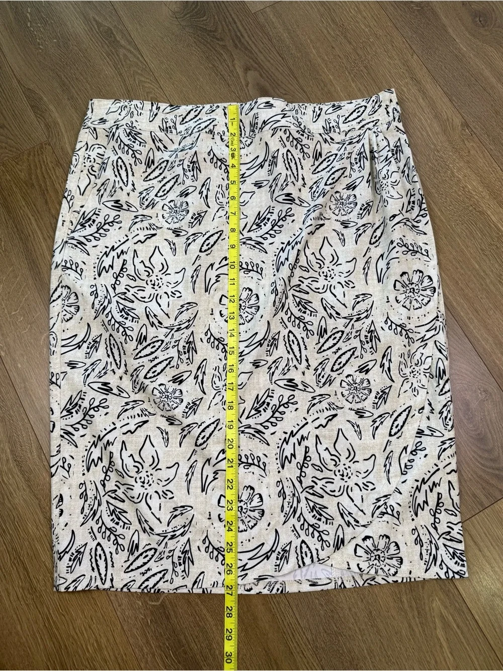 Ripskirt Hawaii Original Wrap Skirt Length 3 In Rustica Tan Floral Size XL - Picture 9 of 9